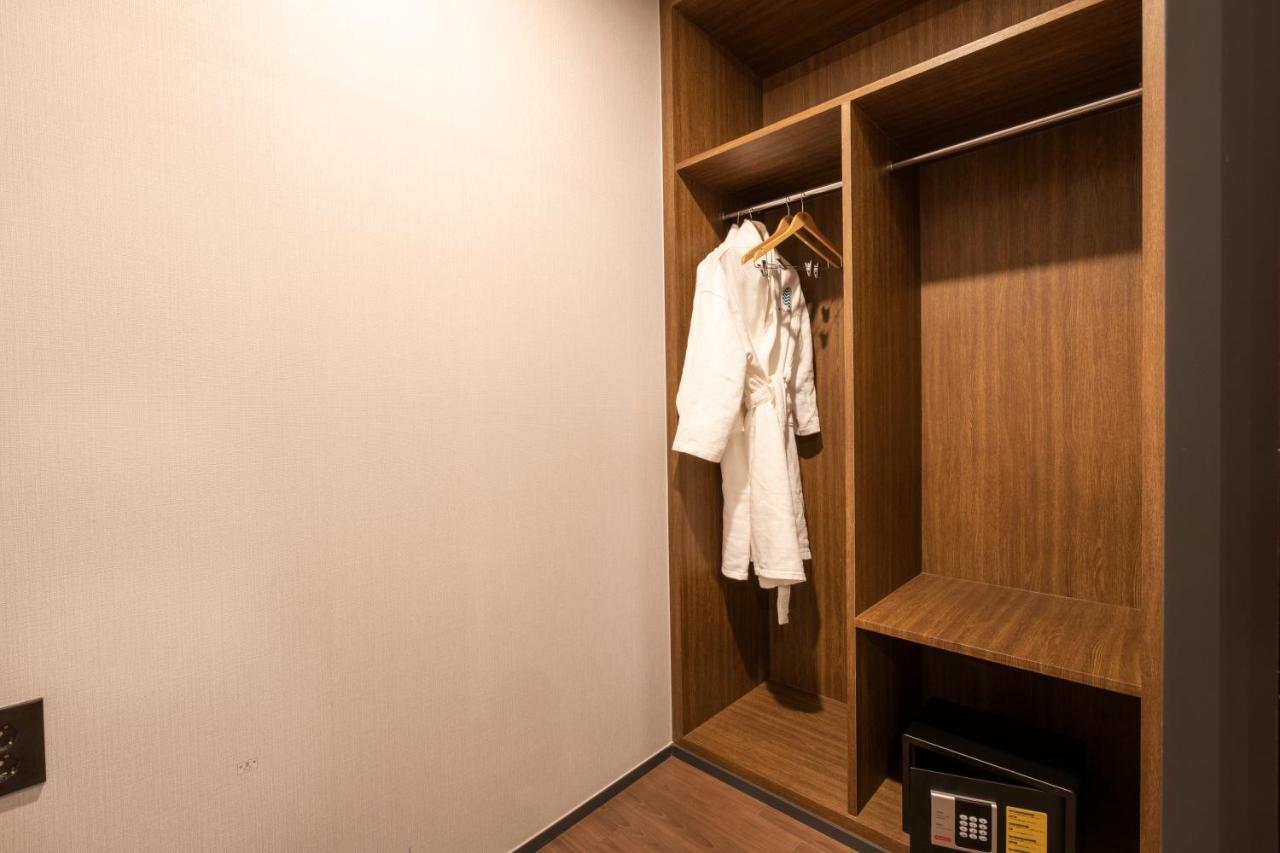 Sorgente Business Hotel Busan Exteriör bild